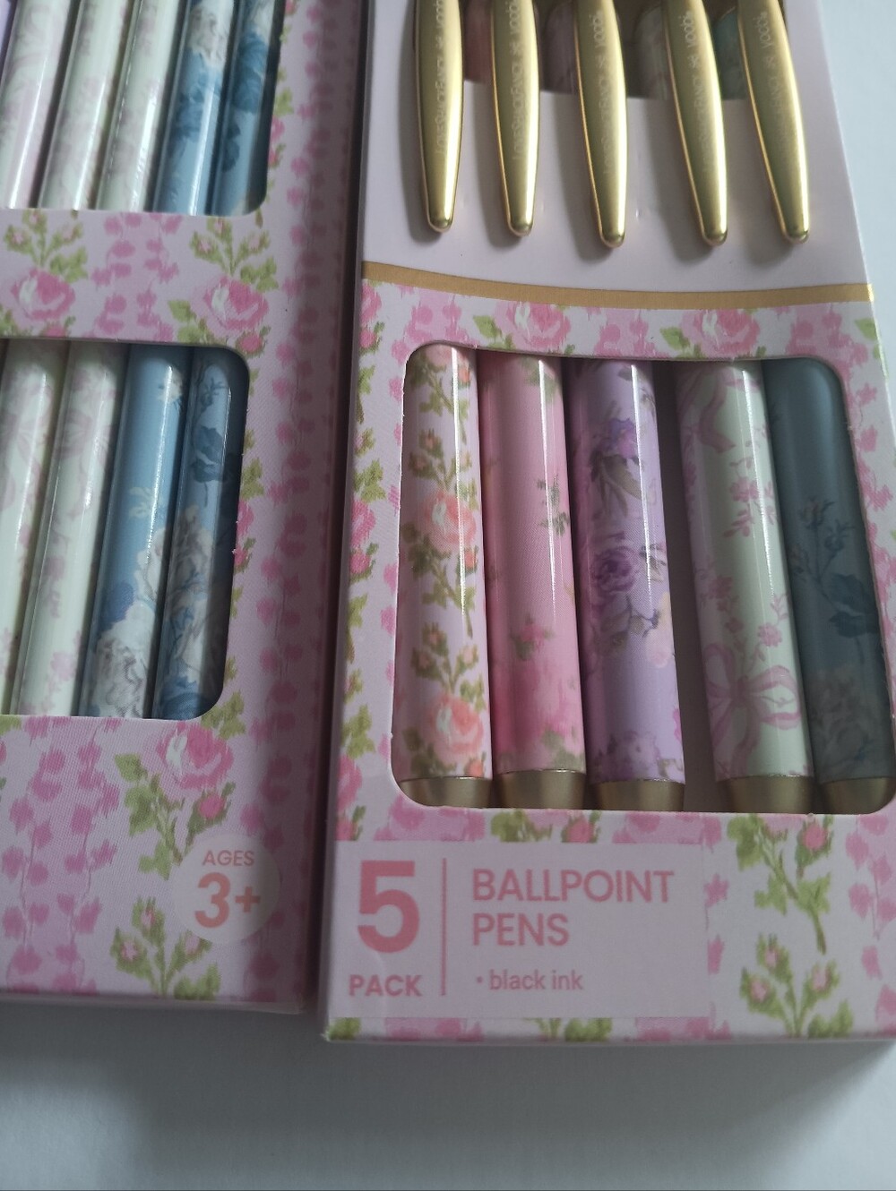 LoveShackFancy x Yoobi Floral Stationery Set 12 Pencils & 5 Ballpoint Pens New - Picture 6 of 7